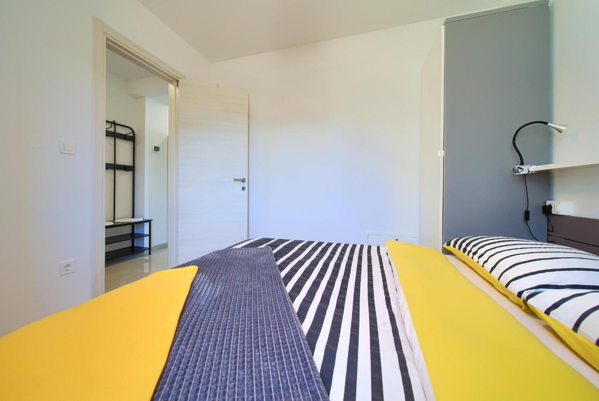 Apartment Sara Крк Экстерьер фото